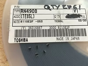 Transistor Toshiba RN4908 SOT-363 5 PIEZAS POR PEDIDO Z3016 - Imagen 1 de 2