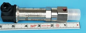 NEW BOURDON HAENNI TYPE: E923 PRESSURE TRANSMITTER 0-2.5 BAR 4-20mA 11-40VDC - Picture 1 of 7