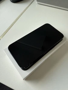 📱 Apple iPhone 14 – 128GB – Fantastic Condition + – Unlocked – Midnight Navy - Photo 1 sur 7