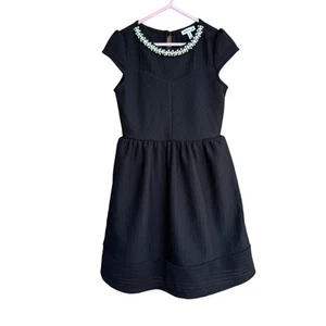 Monteau Girl Black Pearl Breakfast At Tiffany Jeweled Neck Cap Sleeves Dress 10 - Picture 1 of 4