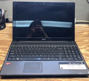 Acer Aspire 5551-2036 15.6" Laptop AMD Athlon II READ - Picture 1 of 7