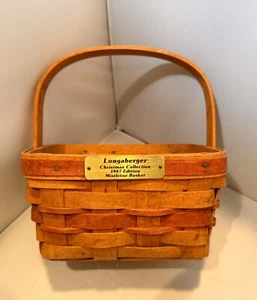 Longaberger 1987 Christmas Collection Mistletoe Basket - Red - Picture 1 of 8