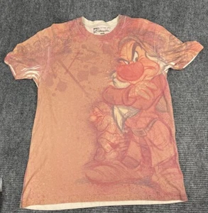 Grumpy Disney Shirt Mens Medium Allover graffiti  Print Salmon Disney store - Picture 1 of 4