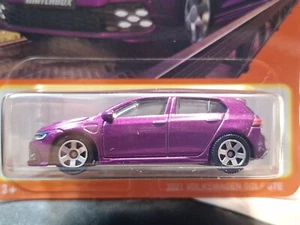 2024 Matchbox 2021 Volkswagen Golf GTE Purple 25/100. - Picture 1 of 2