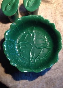 Emerald Green Cabbage Bowl USA With Salt And Pepper Vintage - Picture 1 of 5