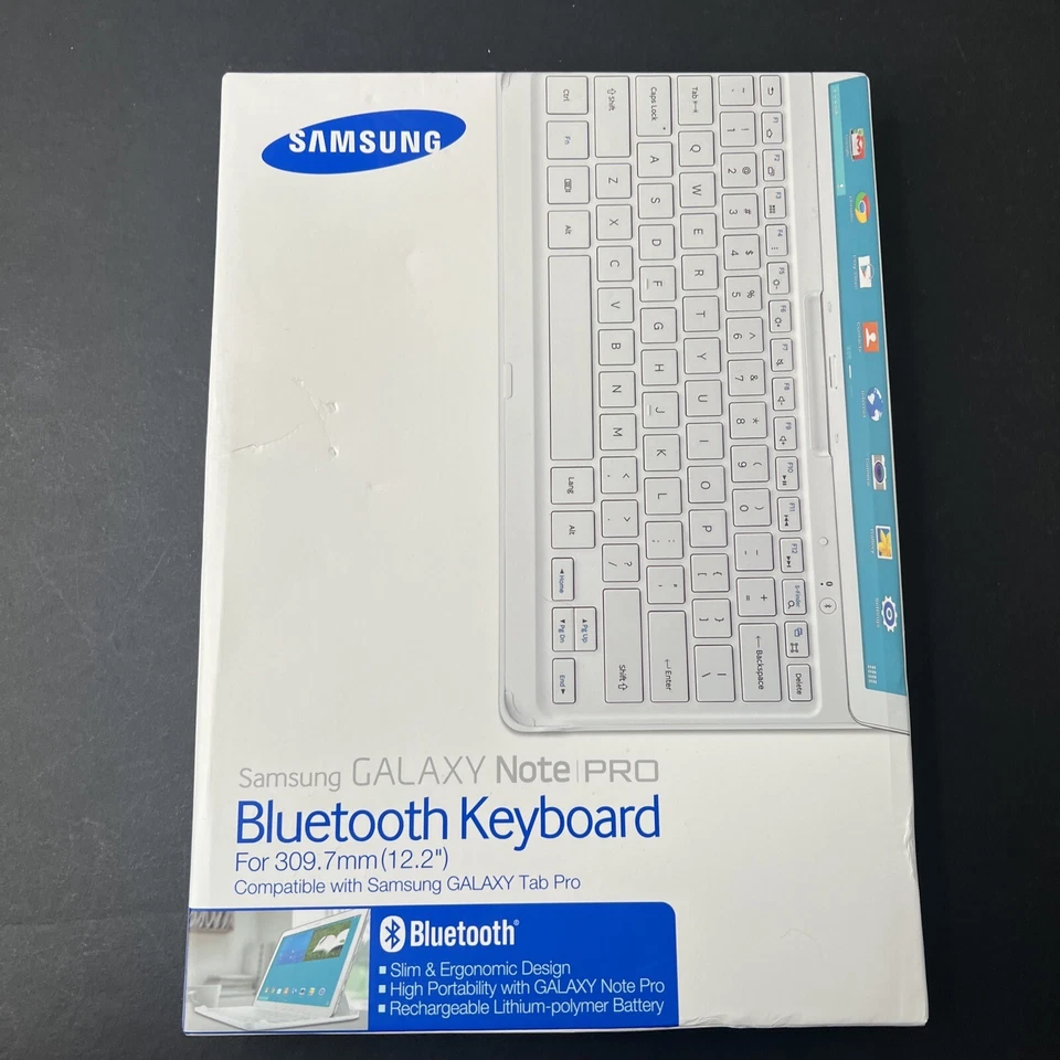 Samsung NotePRO 12.2/TabPRO 12.2 Galaxy Keyboard Cover White #EECP905UW - Image 1 of 4