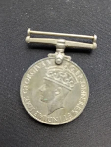 King George VI World War 2 (WW2) Service Medal - Bild 1 von 2
