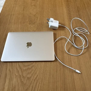 Apple MacBook Retina 12-inch Early 2015 1.1 GHz Intel Core M, 8GB RAM, 256GB - Picture 1 of 23