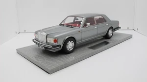 1:18 AMC ROLLS ROYCE SILVER SPIRIT SEDAN GRAY RESIN CARS - Picture 1 of 8
