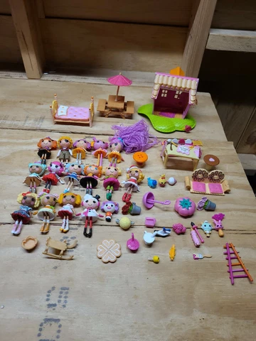 Lalaloopsy 3" Mini Doll Figure Pets Accessories Ice Cream Playset, and House Cover