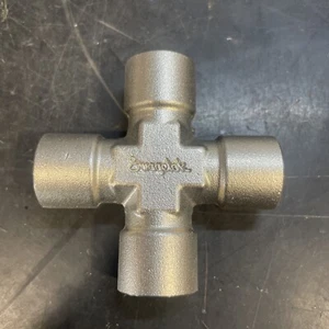 Swagelok Cajon SS-6-CS Stainless Steel 316 Pipe Fitting FNPT CROSS 4-WAY TEE - Picture 1 of 2