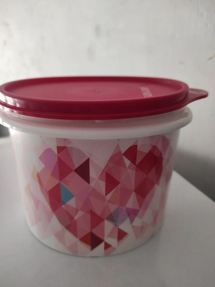 TUPPERWARE  TUTTOFRESCO ROTONDO (1,1litro) CUORE  - Immagine 1 di 1
