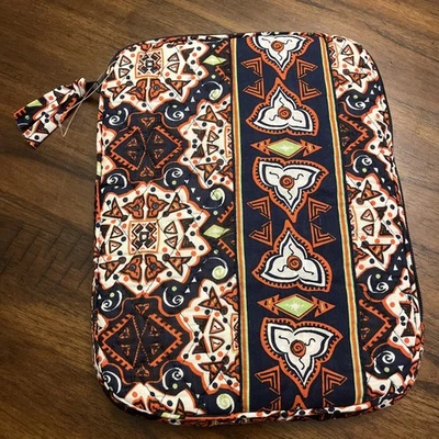 Funda acolchada para tablet o lector electrónico 8” x 10” tela boho chic cierre de cremallera Foto 1 de 4