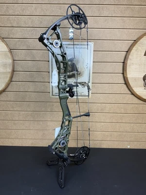 Bowtech Virtue TAC Green (Right Hand) - Image 1 of 4