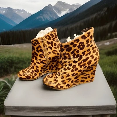 Botines Victoria’s Secret edición limitada leopardo cuña talla 8�� Foto 1 de 4