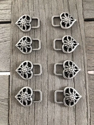 8 Stück altsilber Miederösen Herzform Edelweiß Metall Dirndl Tracht 26mmx19mm - Bild 1 von 3