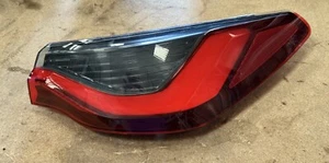 FARO POSTERIORE BMW SERIE 4 SU CARROZZERIA LATO GUIDA DESTRO 7477604 G26 G22 G23 G82 - Foto 1 di 4