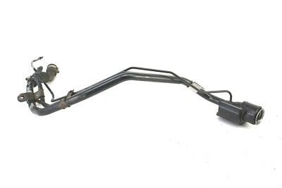 Conjunto de cuello de tubería de llenado de gas combustible Toyota Sienna 2011-2014 77201-08050 Foto 1 de 4