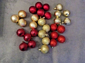 30 - plastic Mini Christmas Tree ornaments- excellent condition - Picture 1 of 7