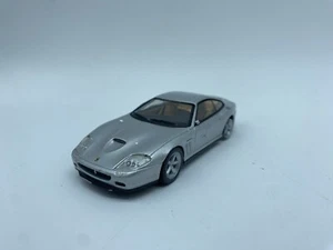 MODELLAUTO FERRARI 575M MARANELLO GRAU 2002 - ZEITSCHRIFT - MASSSTAB 1:43 - Bild 1 von 4