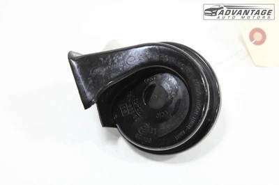 2012-2016 BMW 328I XDRIVE F30 FRONT RIGHT SIDE HIGH NOTE TONE SIGNAL HORN OEM - Image 1 of 4