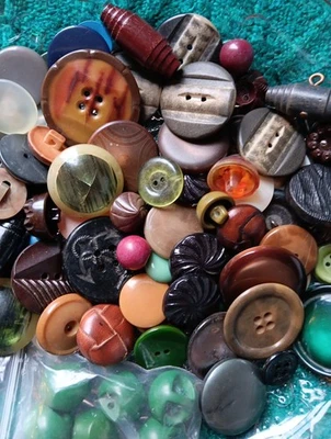 Mixed Chunky Buttons Lot T Variety Sizes, Colors, Types, Crafts, Sewing Vintage  - Image 1 of 4