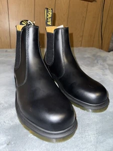 Dr. Martens 2976 Black Chelsea Boots 7M - Picture 1 of 8
