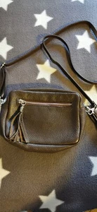 Handtasche 20x15cm Dunkelbraun genuine leather Tasche wie neu Umhängetasche - Bild 1 von 10