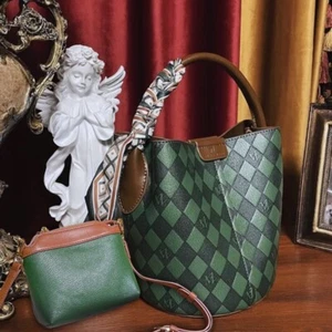 Fashion Leather Handbag Bucket Bag Crossbody Bag Green Plaid With Shoulder Strap - Picture 1 of 6