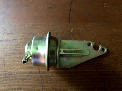 Nuevo de Lote Antiguo 1975 Pontiac Firebird Olds Cutlass 400 2GC 2MC Carburador Choke Pull-Off Foto 1 de 4