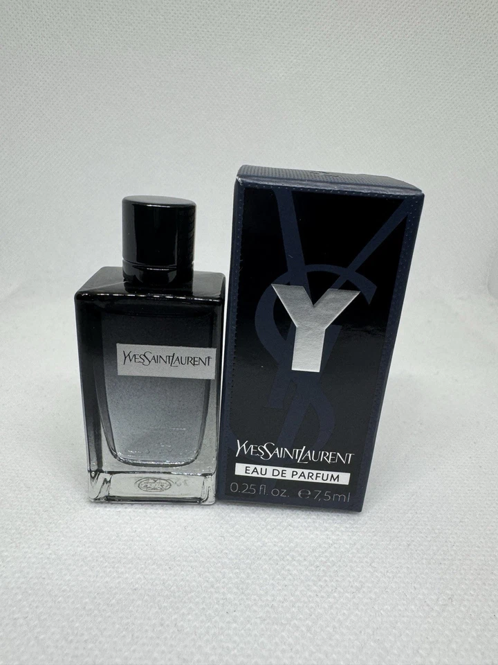 YSL YVES SAINT LAURENT Y EAU DE PARFUM MINI BOTELLA SPLASH 0,25 FL OZ / 7,5 ML  Foto 1 de 2