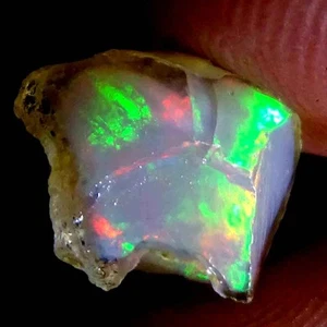 Ethiopian Opal Rough 03.70 Cts 100% Natural Multi Color Ethiopia Fire Opal Rough - Picture 1 of 4