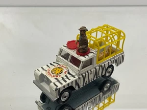 CORGI TOYS LAND ROVER 109 WB LIONS OF LONGLEAT SAFARI -1:43- GOOD - 543 - Picture 1 of 9