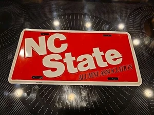 Vintage North Carolina State Wolfpack  Alumni Association  License Plate - Picture 1 of 5