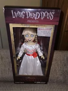 ANNABELLE LIVING DEAD DOLLS Before the Conjuring MIB 12" Mezco Horror - Picture 1 of 4