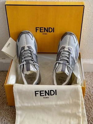 Fendi Hombres FF Logo Cuero Tenis Atléticos Gris/Plateado EE. UU./8 UK/7,5 EU/41 Foto 1 de 4