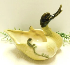 HULL POTTERY USA GREEN SWAN DUCK PLANTER 1980 TRINKET DISH CANDY DISH - Picture 1 of 12