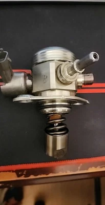High Pressure Fuel Pump Fits Hyundai Elantra, Sonata Kia Forte,Sorento 2.0L 2.4L - Image 1 of 2
