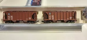 Kato N Scale 186-0102 AC & F 70t Covered Hopper ATSF #2 - Picture 1 of 6