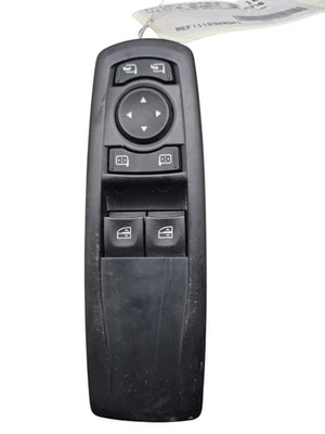 Interrupteur de leve vitre avant gauche RENAULT MEGANE 3 PHASE 1 COUPE - Photo 1/4