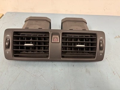 VOLVO C70 S40 V50 C30 CENTER DASH AC HEAT AIR VENTS HAZARD 07-13 BLACK - Image 1 of 4