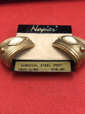 PENDIENTES DE COLECCIÓN NAPIER NUEVOS CON ETIQUETAS ORO LATÓN IMITACIÓN PERLAS MARQUESA FIRMADOS NOS Foto 1 de 4