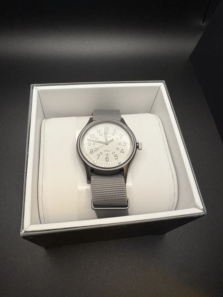 Timex Reloj Hombre MK1 Cuarzo Negro Caja Aluminio Esfera Gris Correa Nylon TW2T10500 Foto 1 de 4