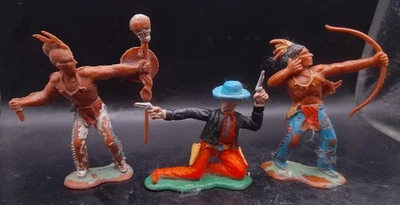 CRESCENT /  3 FIGURINES  WESTERN  / 1,32 éme - Photo 1/2