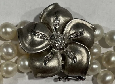 Pulsera triple hebra ALWAND VAHAN diamantes de ley perlas Foto 1 de 4