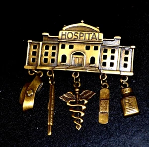 Broche J.J. Jonette EDIFICIO HOSPITAL COLGANTE Pin RX GORRA Firmado De Colección - Imagen 1 de 3