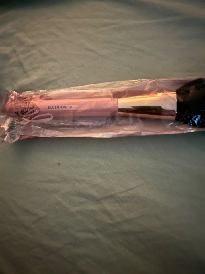 Cepillo para rubor Mally Beauty Foto 1 de 2