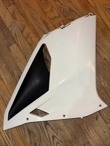 Aprilia RSV1000 Right Side Mid Fairing - Picture 1 of 14