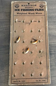 Vintage 3 mosche da pesca sul ghiaccio MARATHON BAIT CO. Wisconsin su carta RARO! - Foto 1 di 7