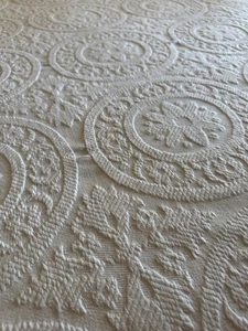 Ecru Ivory Matelasse Bedspread Fringe to Floor Cannon Royal Family Dual King - Picture 1 of 19